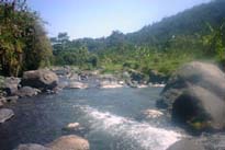 Unda River in front of Nirarta