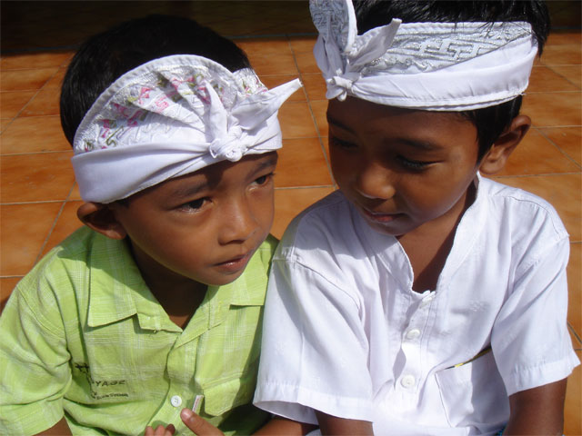 young Bali boys
